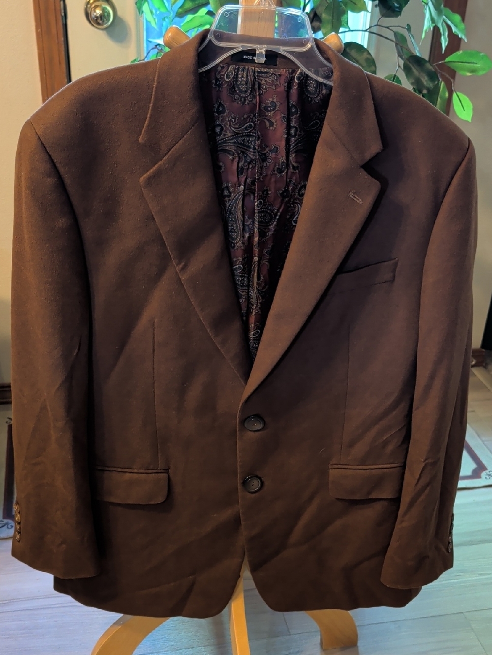 Ralph Lauren Wool/Cashmere Brown Two-Button Sport Coat with Paisley Lining